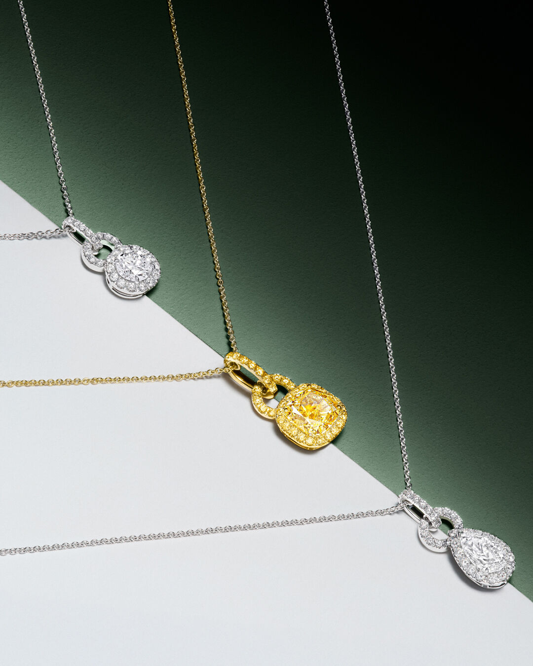 Graff Icon - image shows Graff Icon 8 diamond and yellow diamond necklaces 