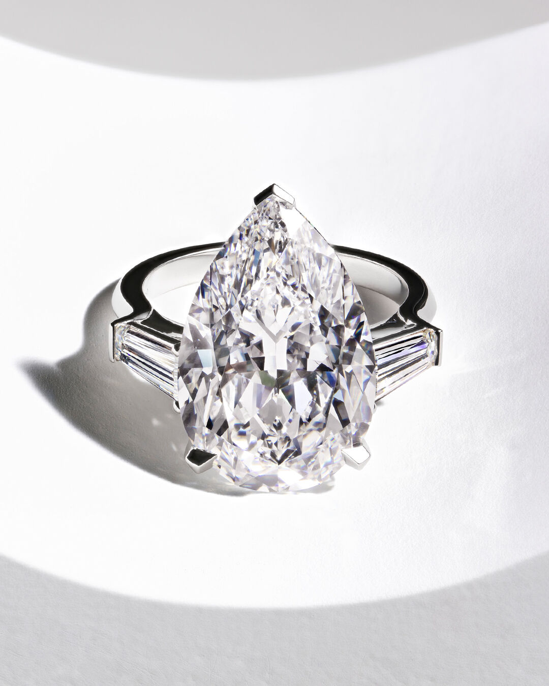 Image shows Graff diamond Pear Shape engagement ring