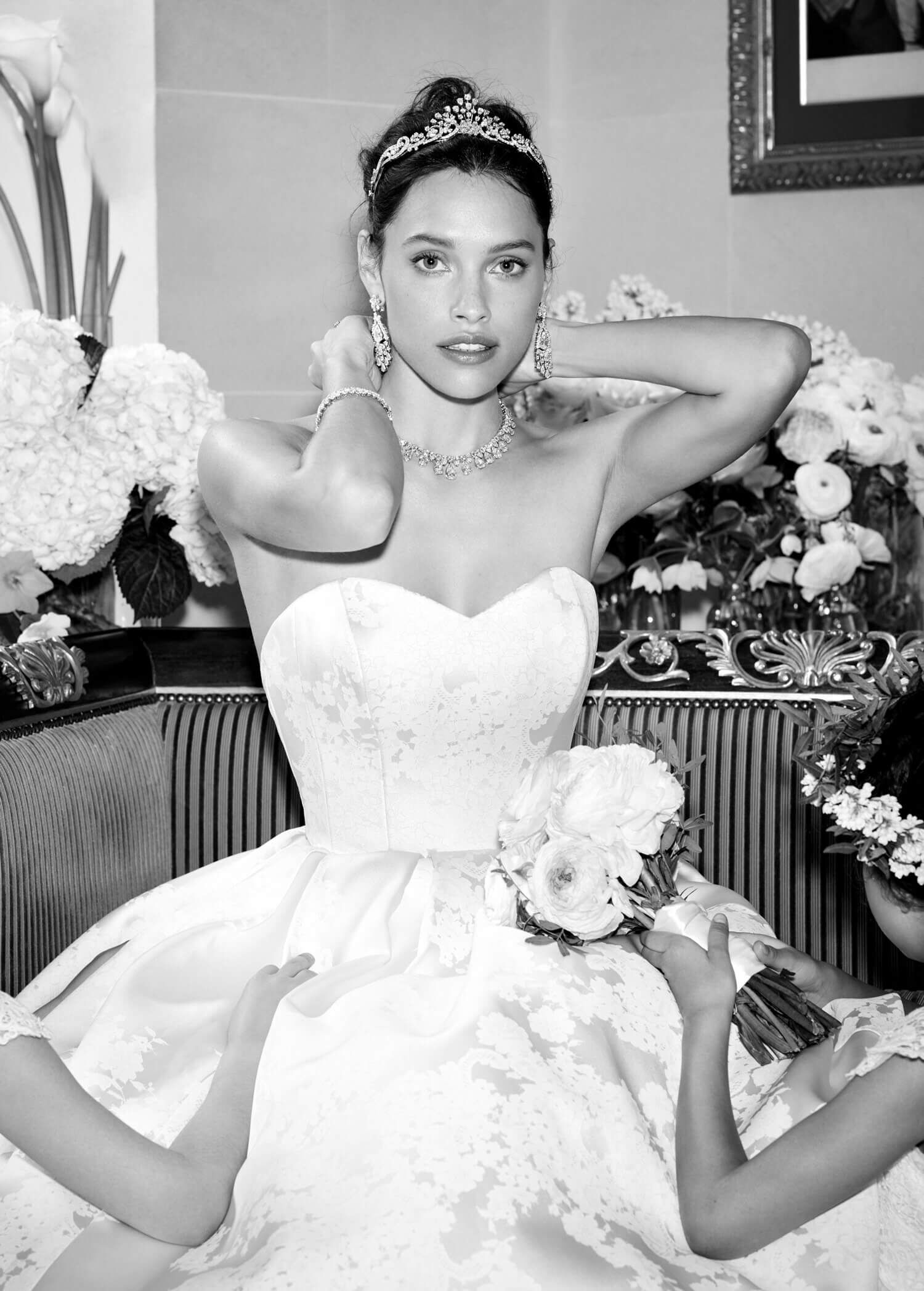 Bride wearing Graff Diamonds Crowning Glory Diamond Tiara