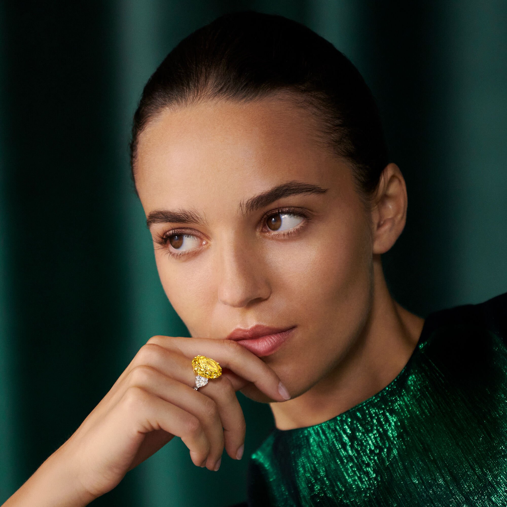 Image shows Graff Butterfly Double Butterfly Silhouette Diamond Pendant