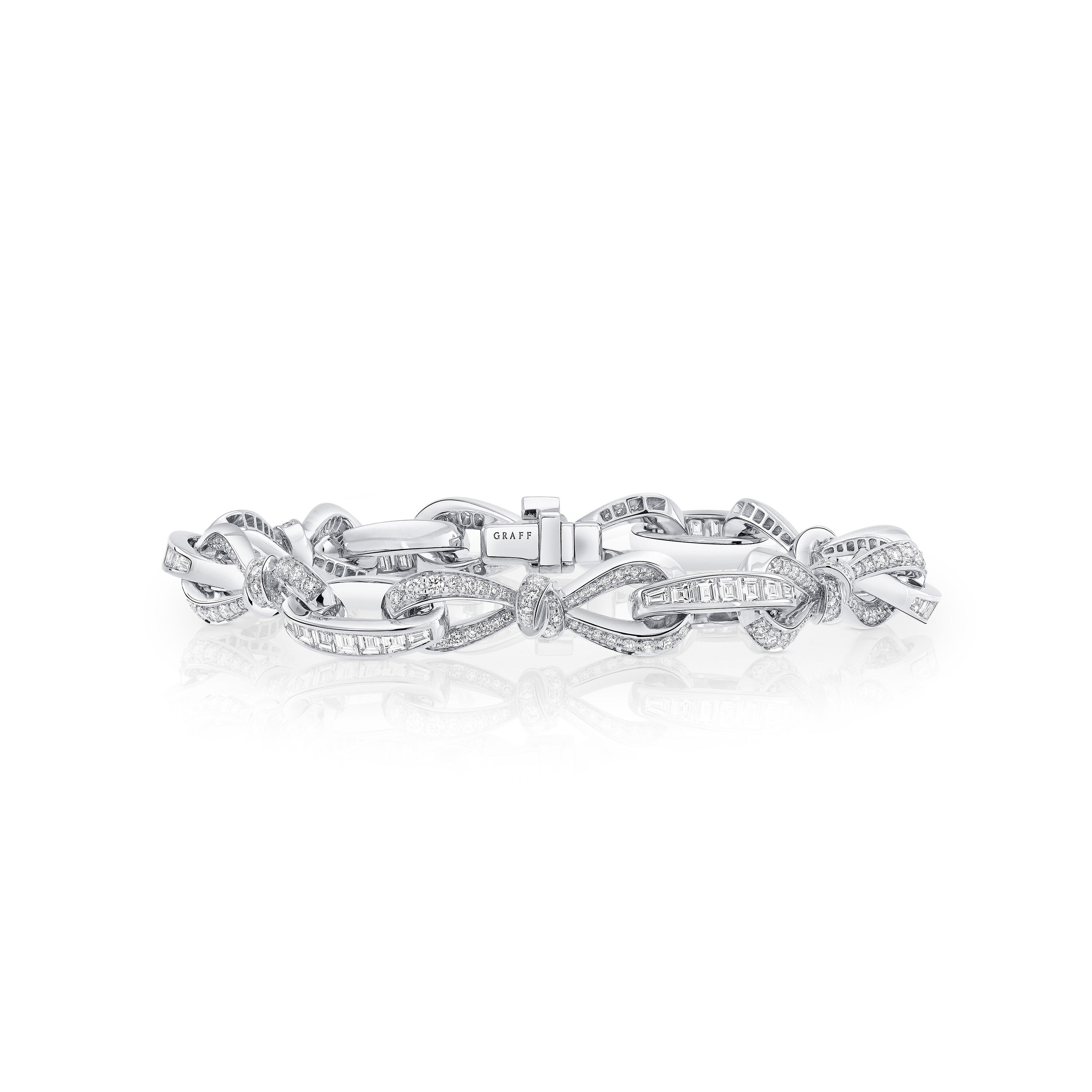 Tilda's Bow Diamond Link Bracelet