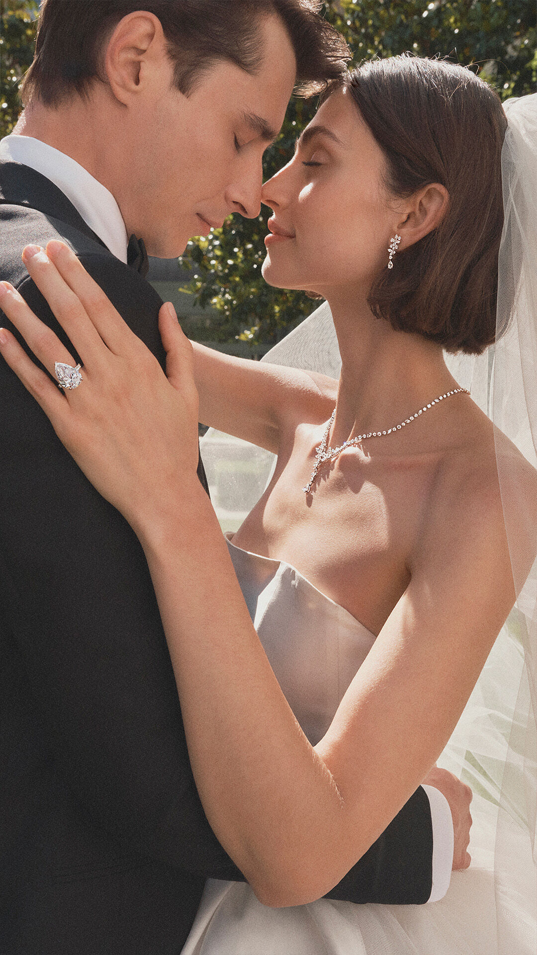 Image shows Graff Tilda's Bow Earrings 