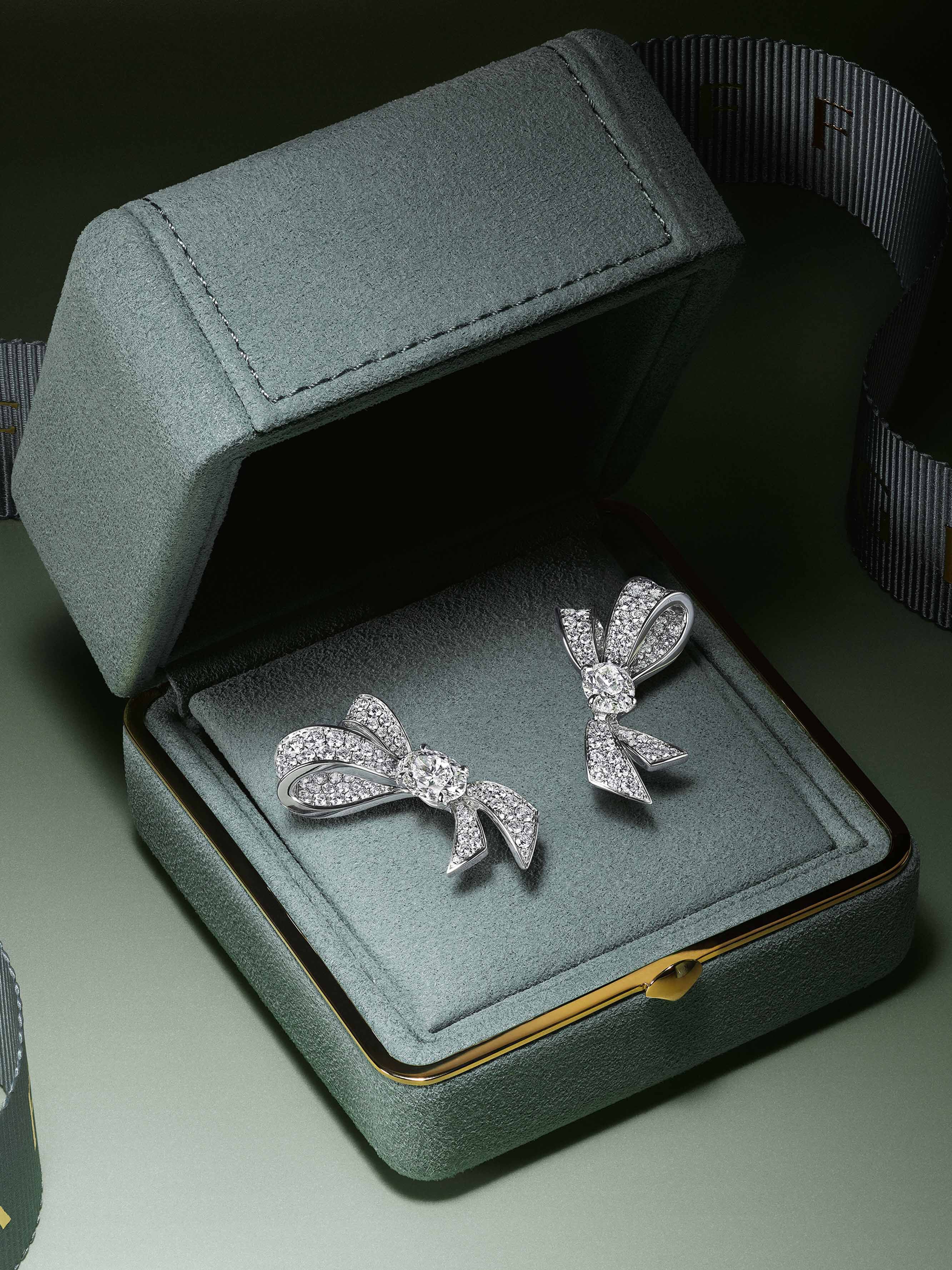 Graff sapphire high jewellery