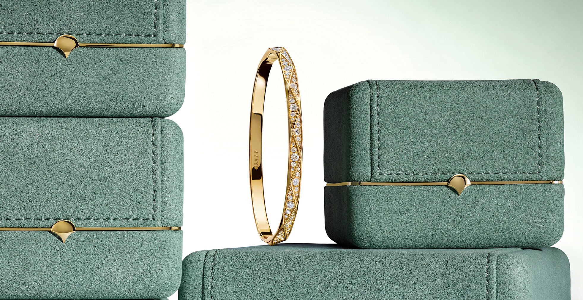 Image shows Laurence Graff Signature bangle