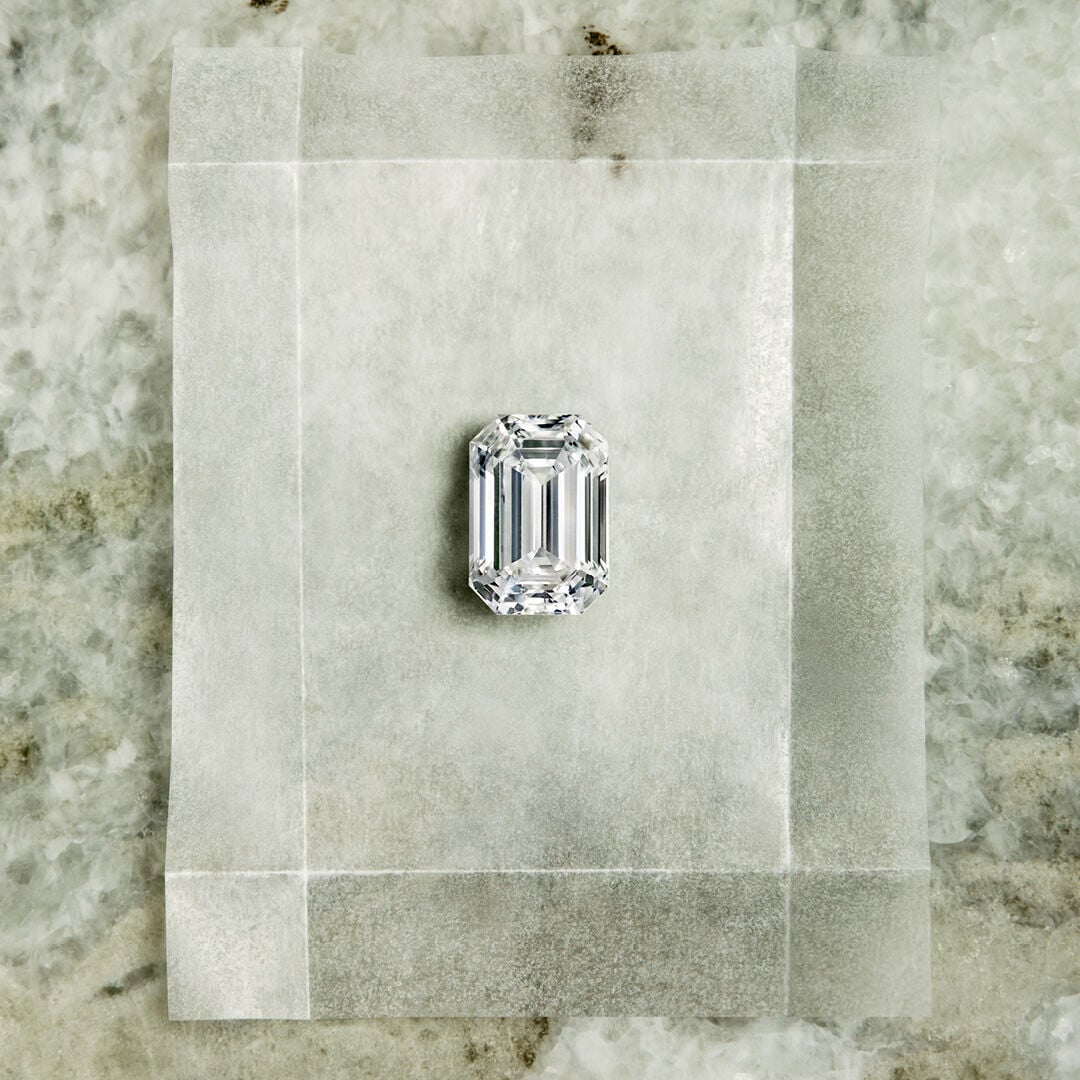 A Guide to Diamond Carat - image shows loose Graff diamond