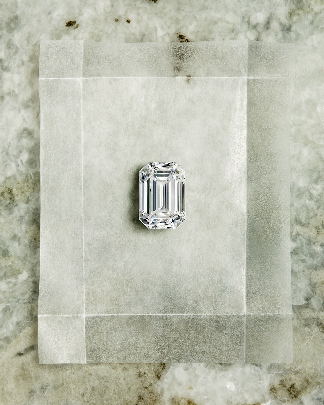Guide to Diamond Carat - Image shows Graff loose diamond