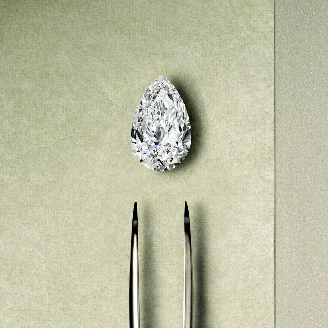 A guide to Diamond Clarity- image shows loose Graff Pear Shape and Oval diamonds.